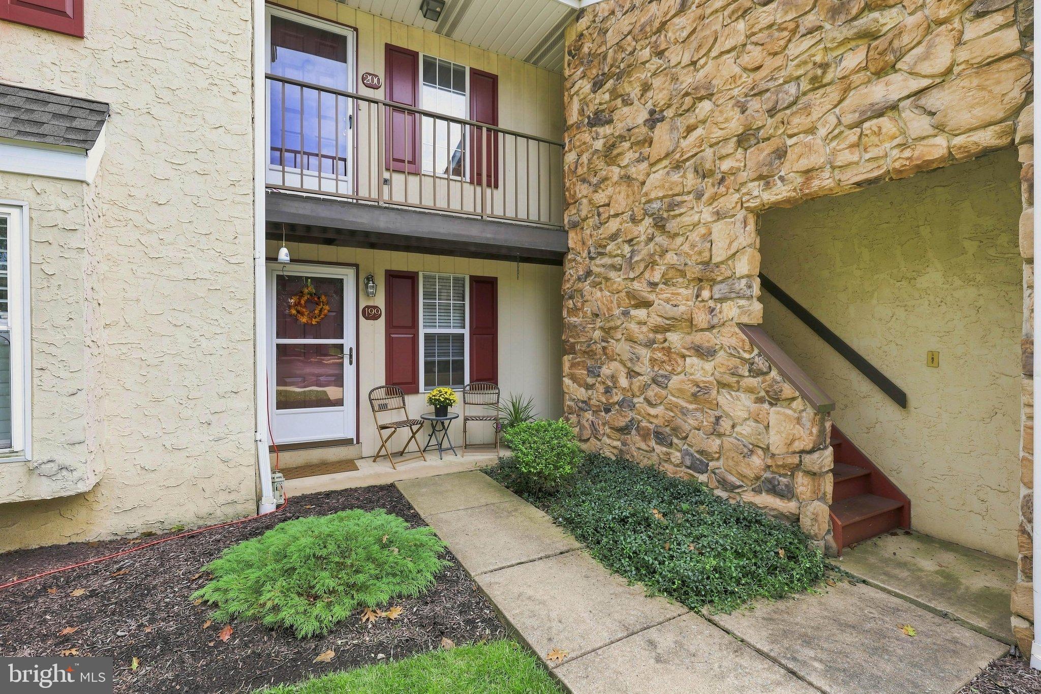 199 OAK KNOLL CIRCLE
