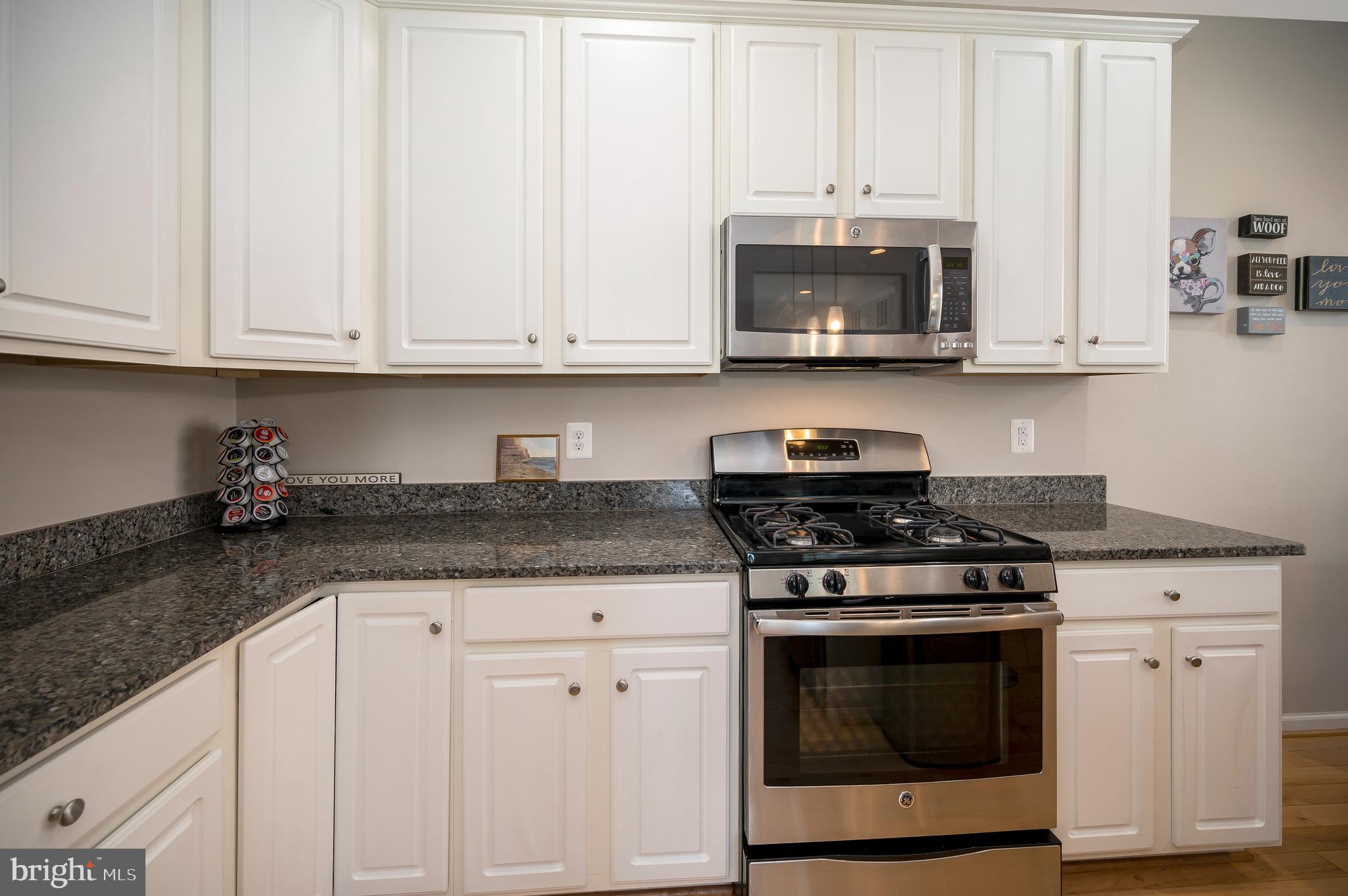 OLDE TOWNE SQUARE - Residential