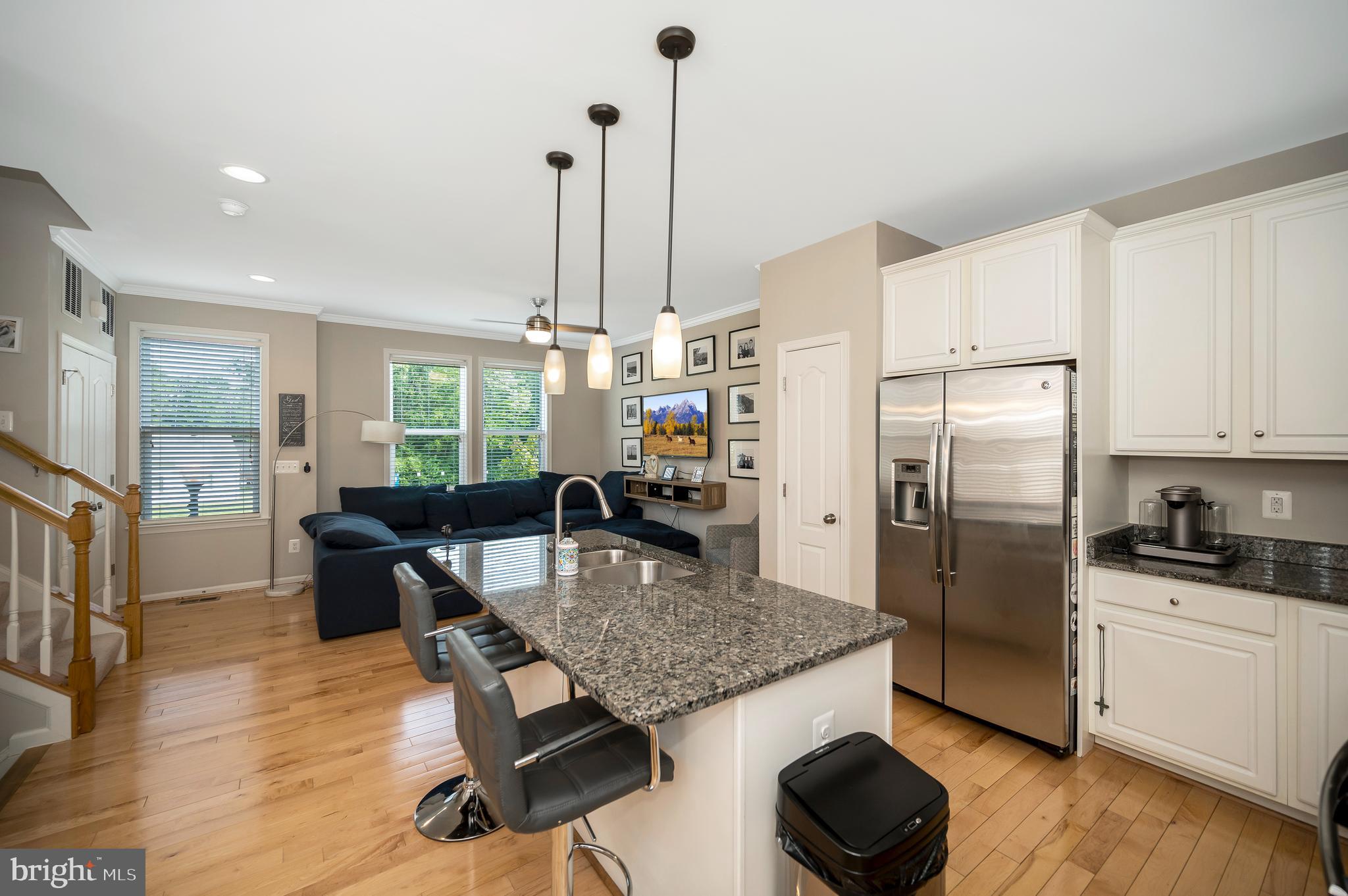 OLDE TOWNE SQUARE - Residential