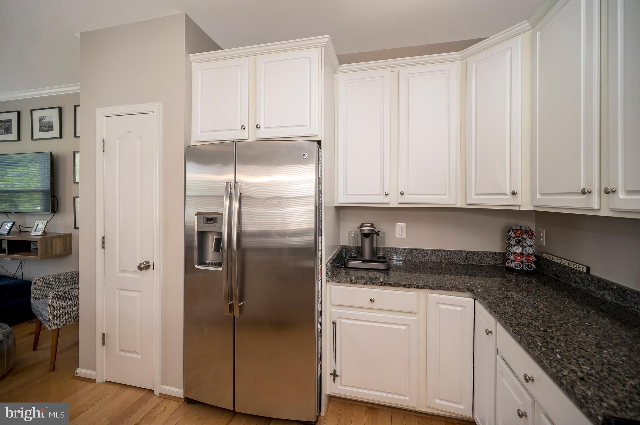 OLDE TOWNE SQUARE - Residential