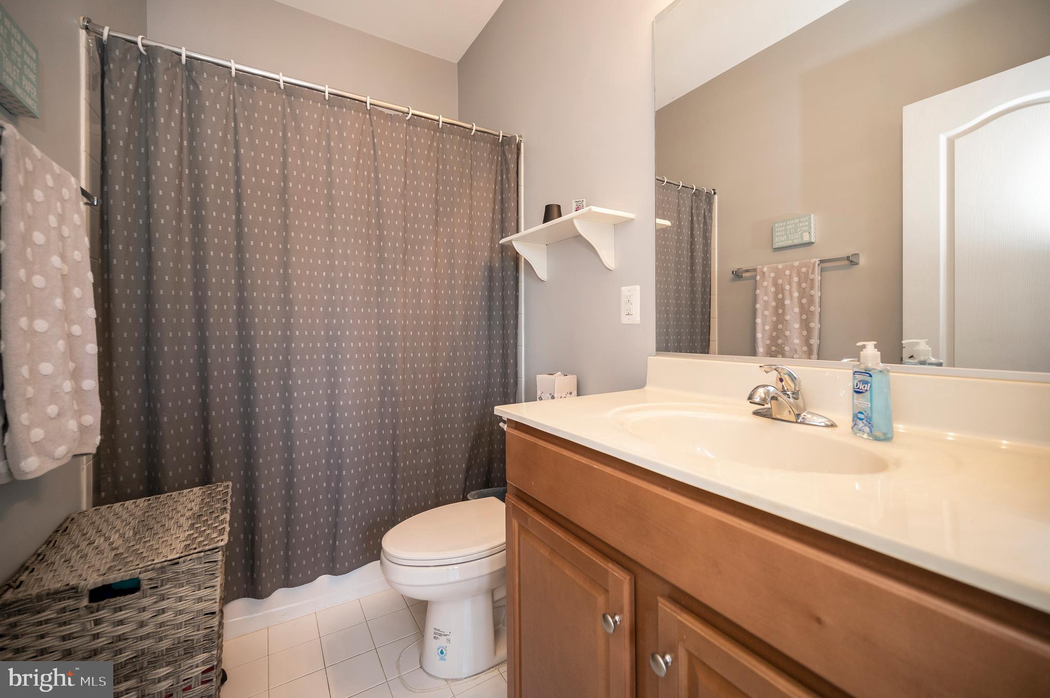 OLDE TOWNE SQUARE - Residential