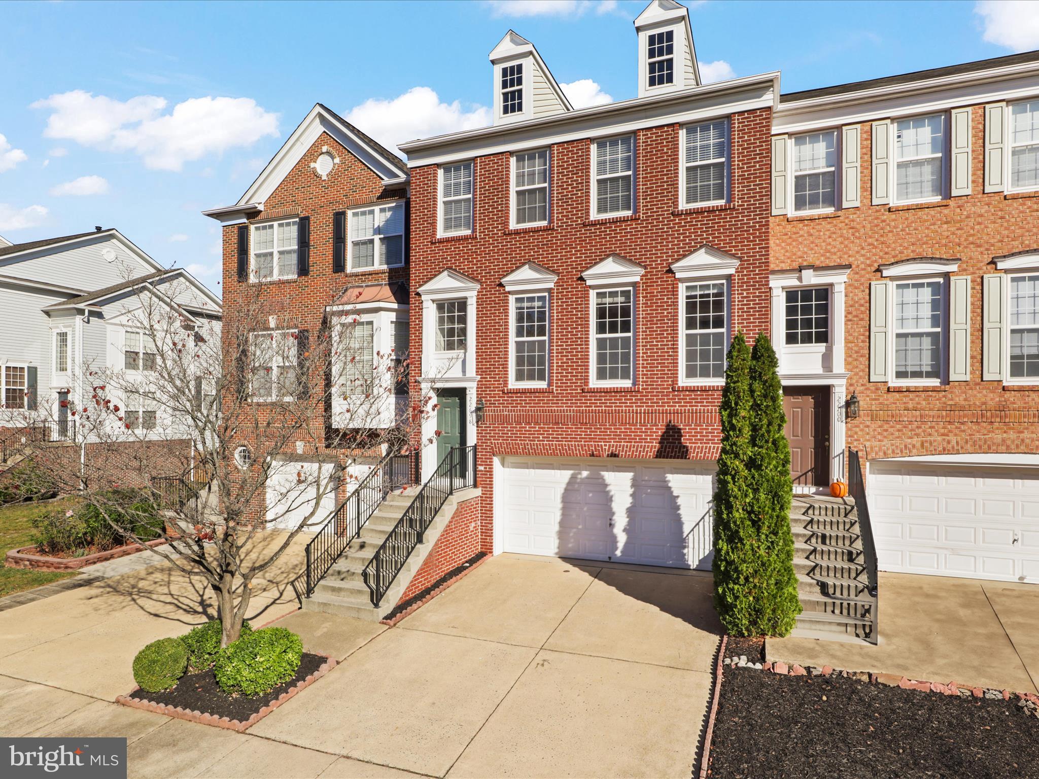 LOUDOUN PARKWAY CENTER - Residential Lease