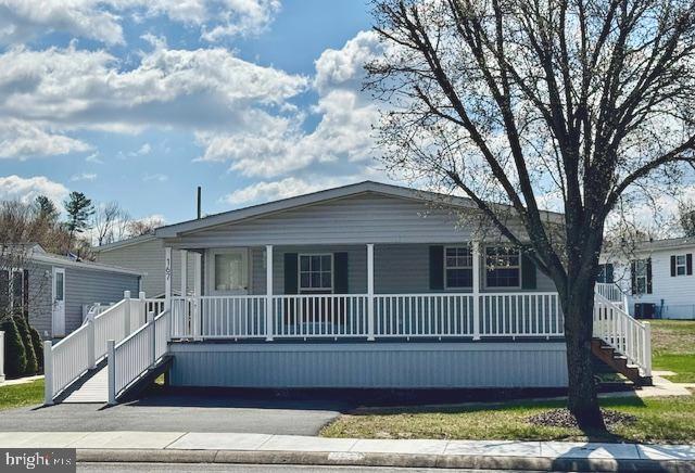 VILLAGE OF CECIL WOODS - Residential