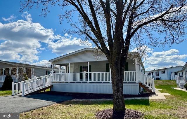 VILLAGE OF CECIL WOODS - Residential