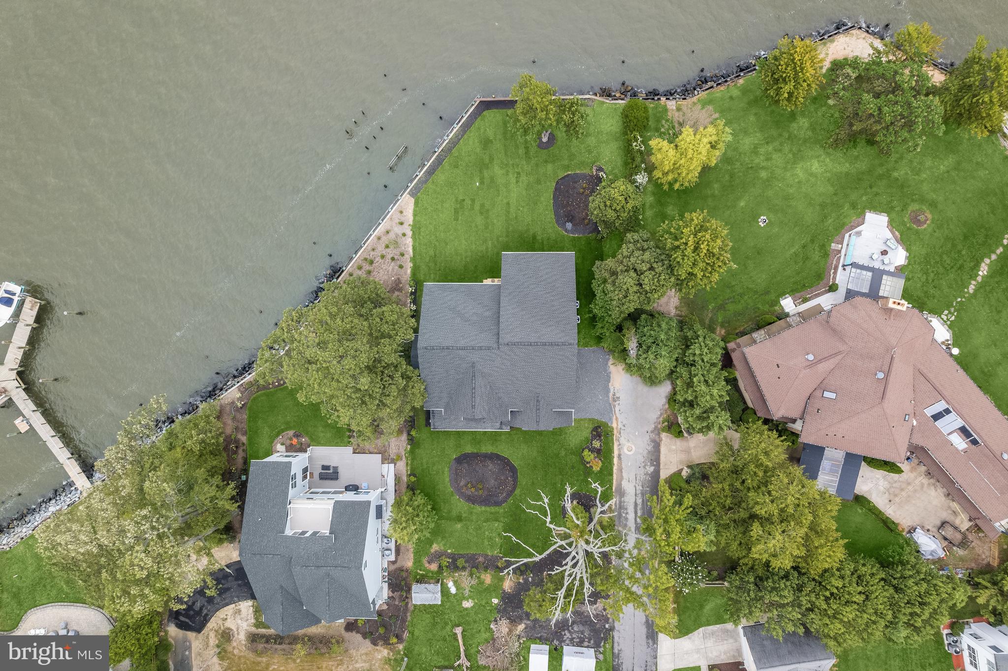 IDLEWILDE ON THE BAY - Residential