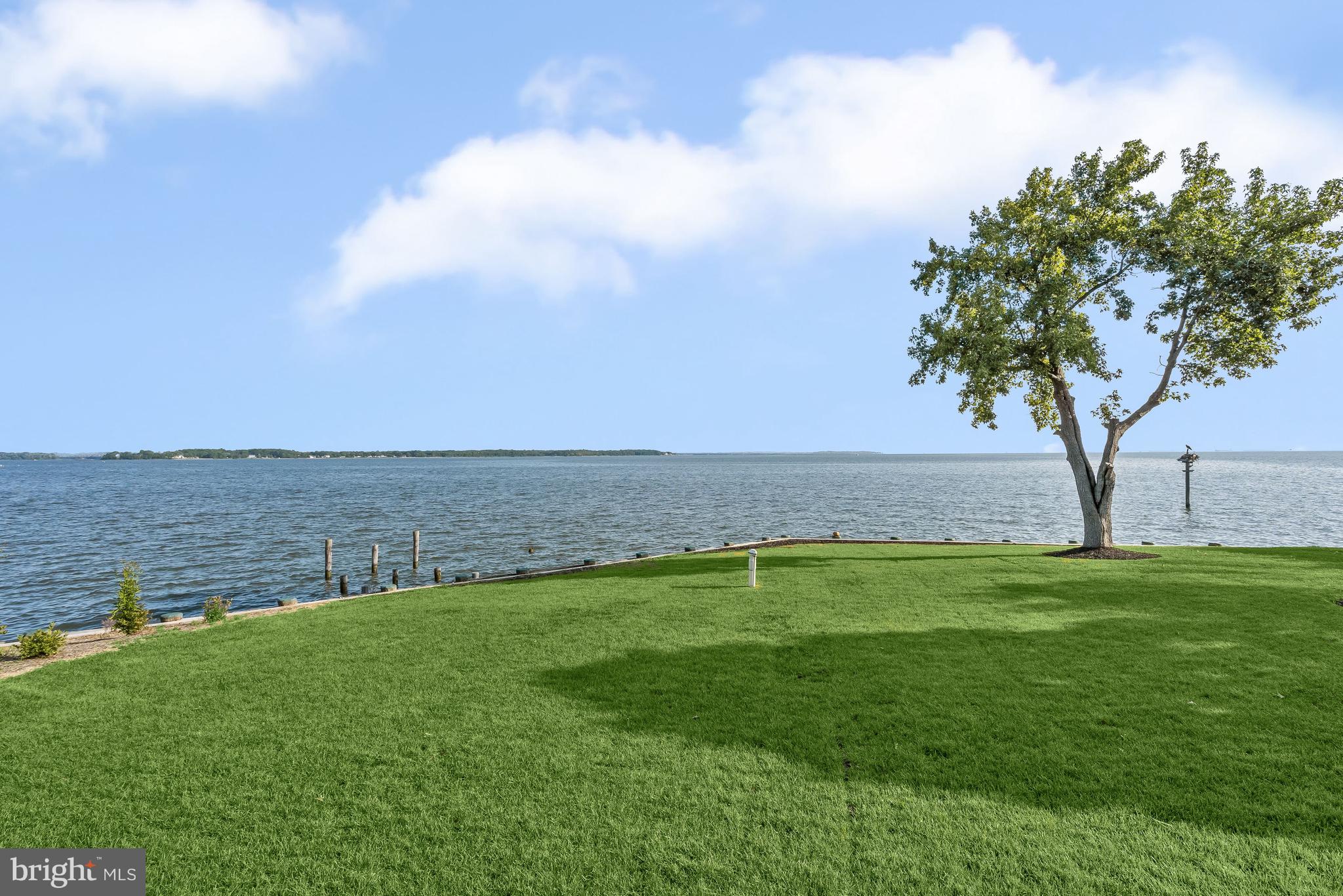 IDLEWILDE ON THE BAY - Residential