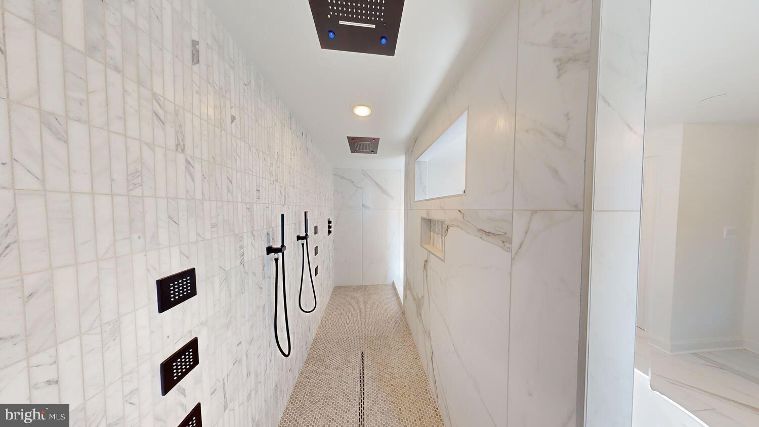 IDLEWILDE ON THE BAY - Residential