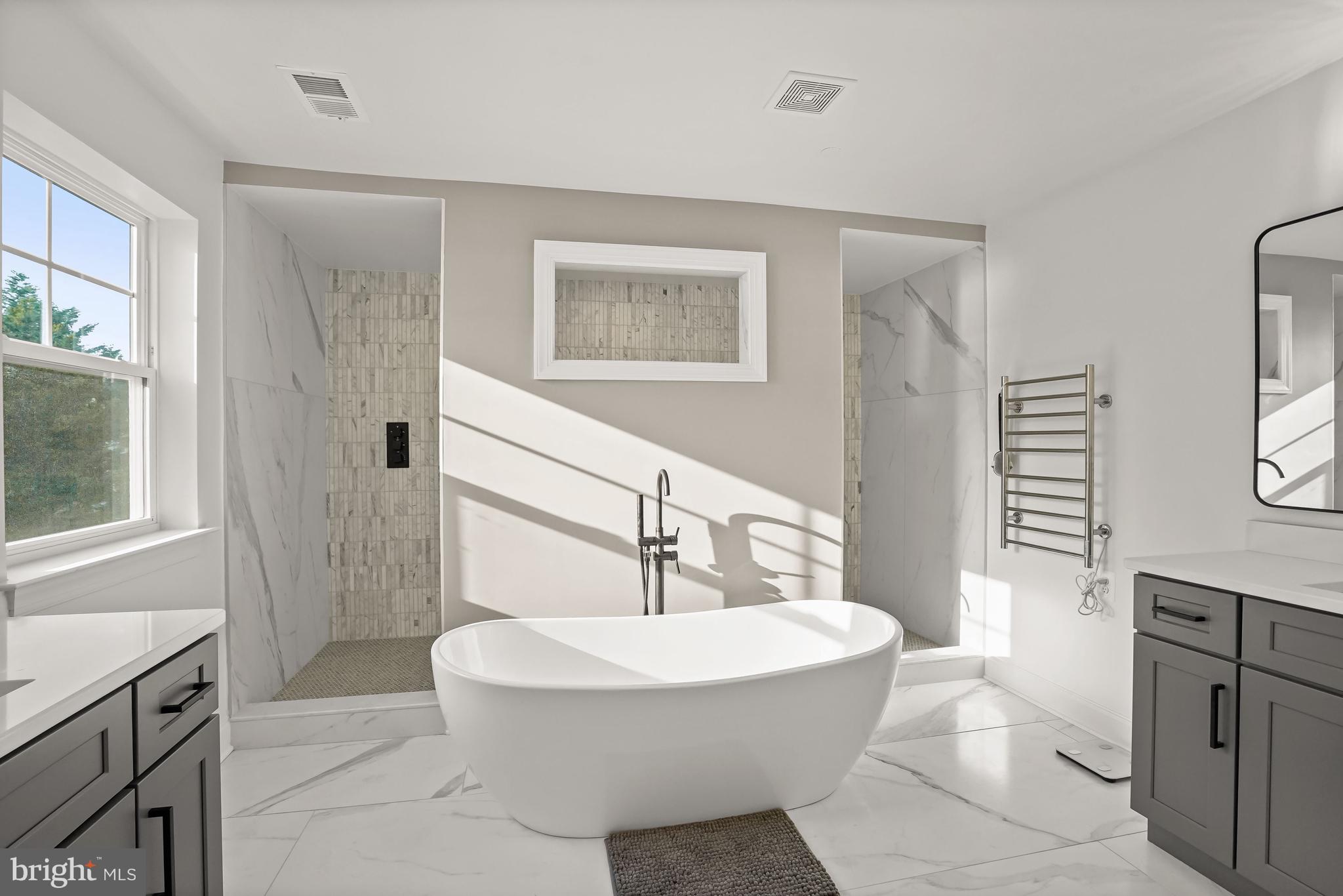 IDLEWILDE ON THE BAY - Residential