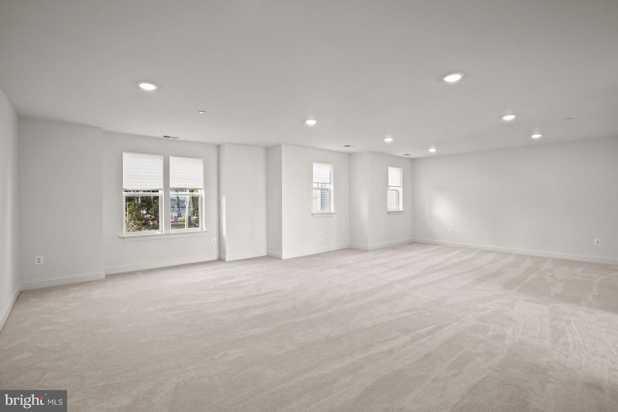 IDLEWILDE ON THE BAY - Residential