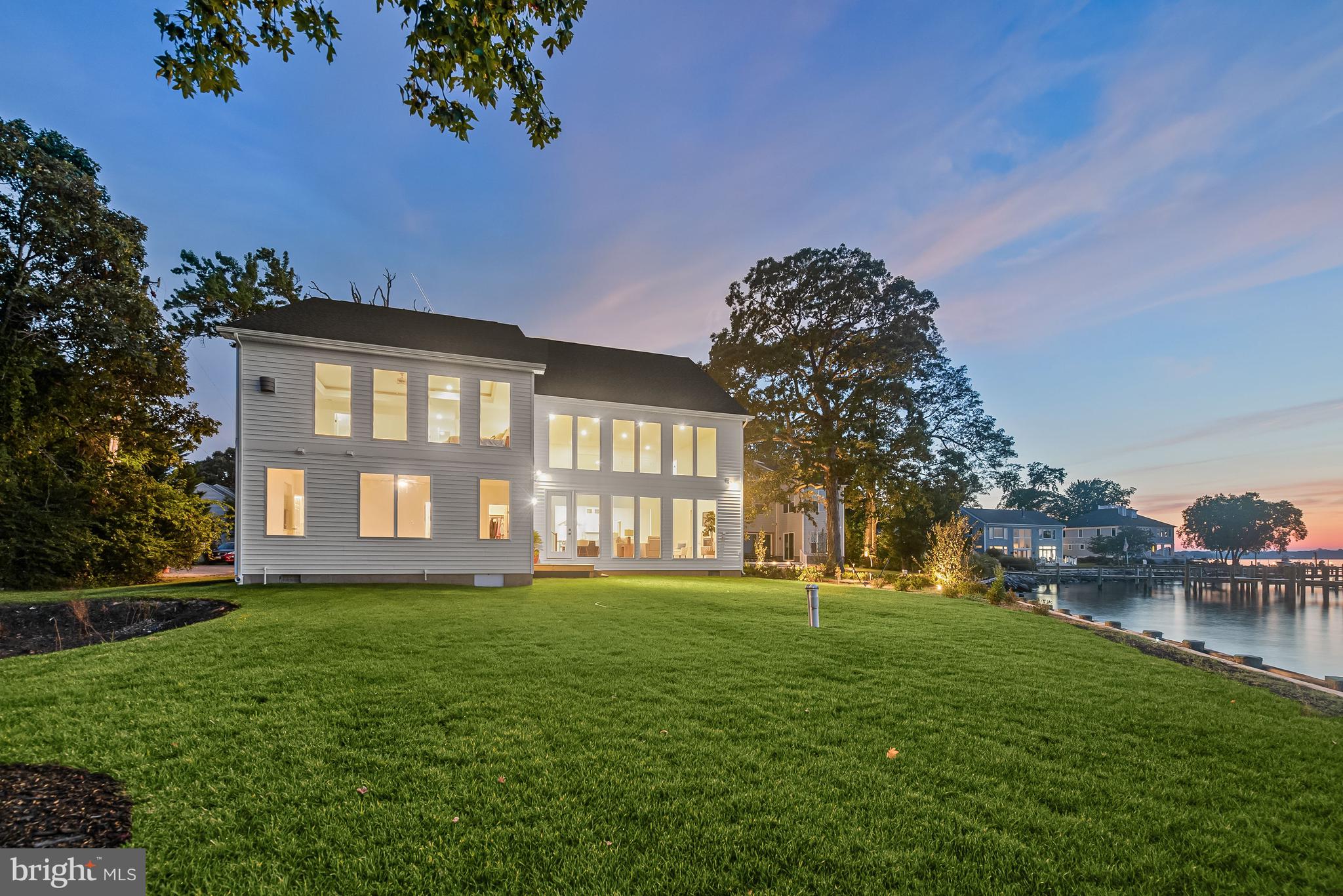 IDLEWILDE ON THE BAY - Residential