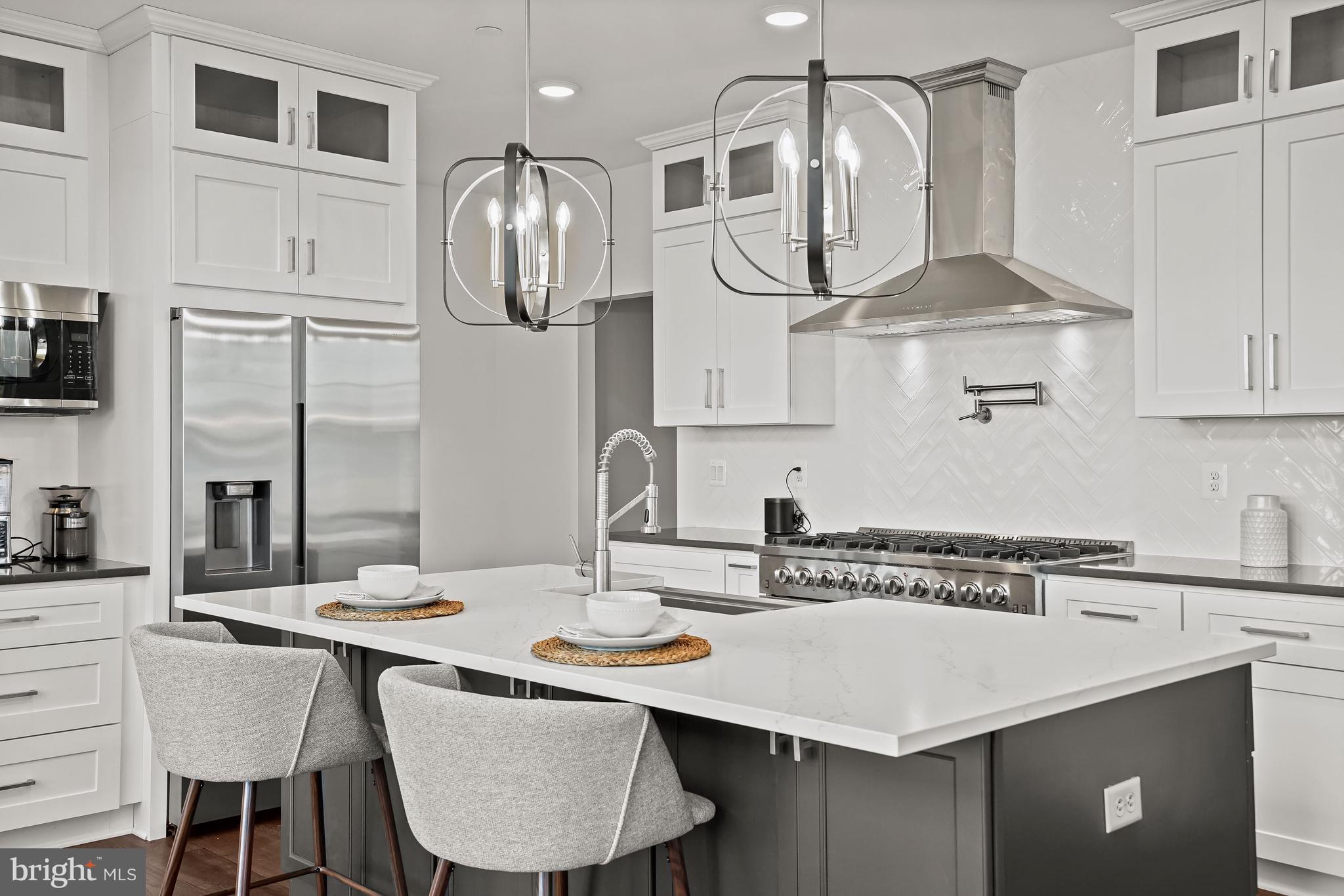 IDLEWILDE ON THE BAY - Residential