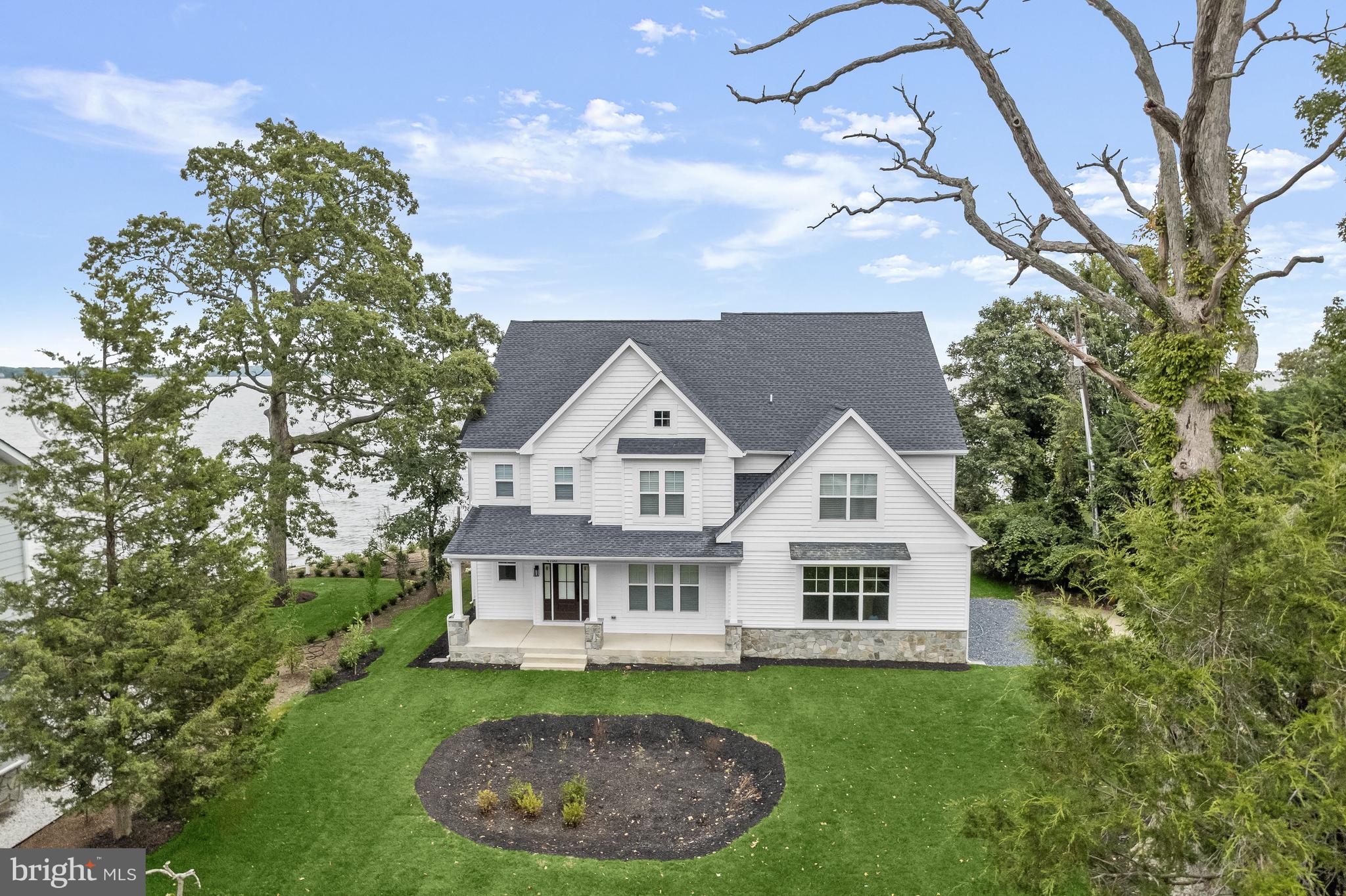 IDLEWILDE ON THE BAY - Residential