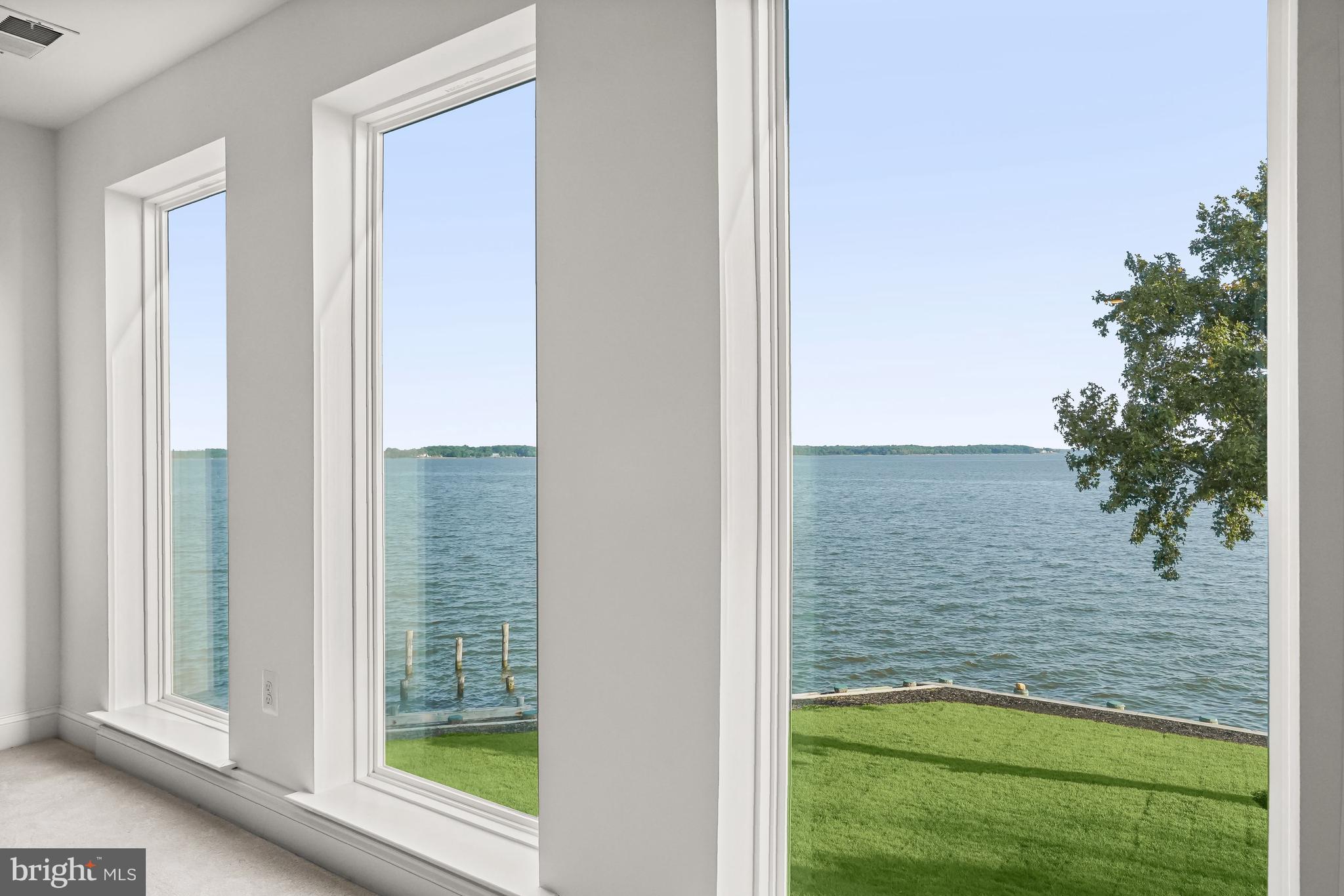 IDLEWILDE ON THE BAY - Residential