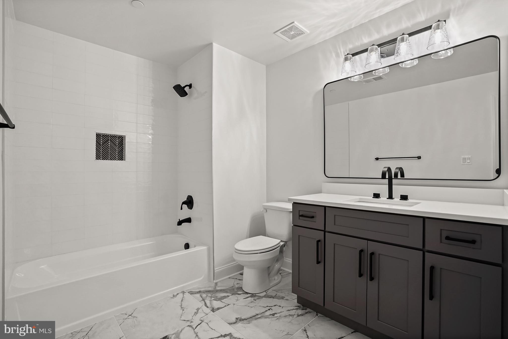 IDLEWILDE ON THE BAY - Residential