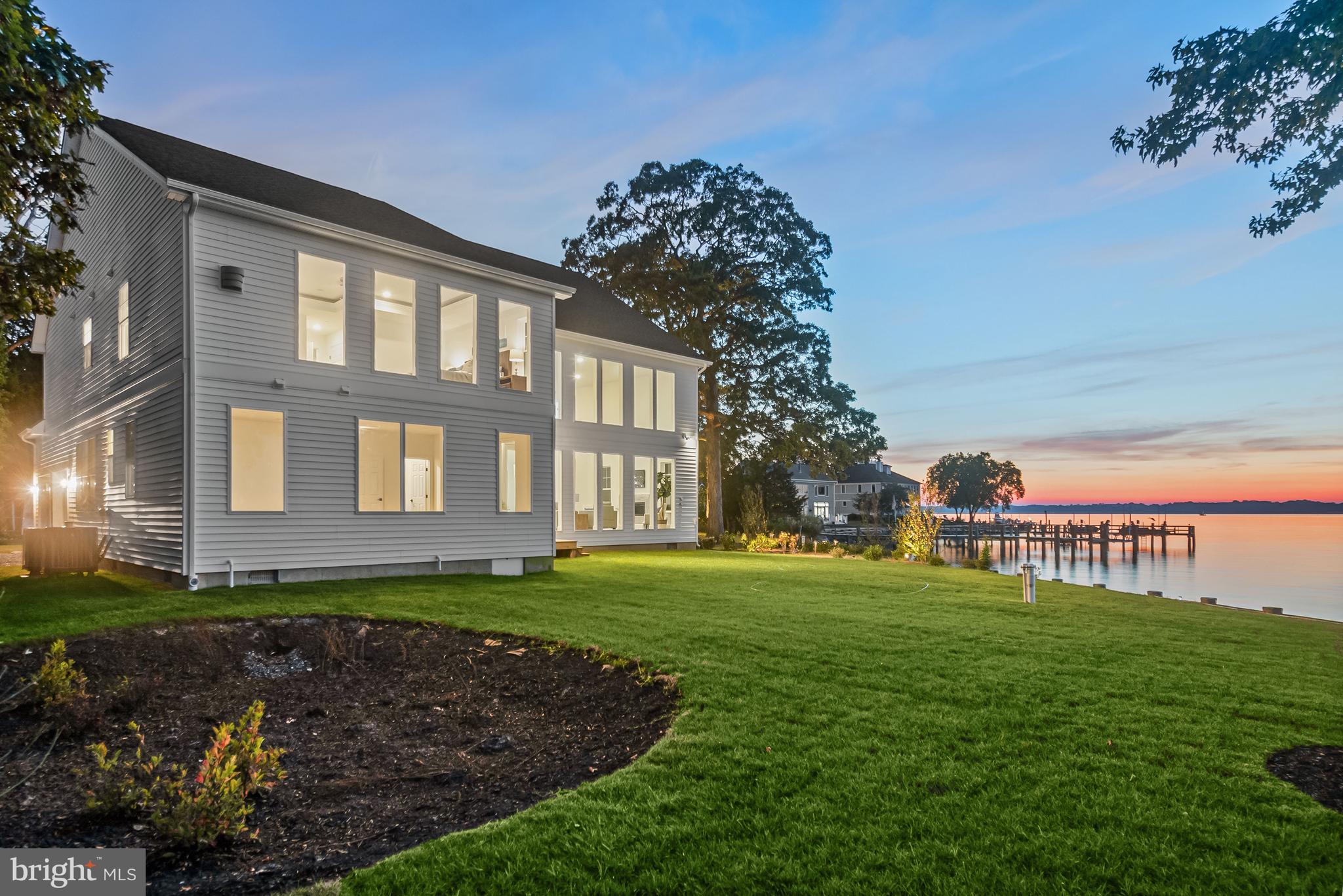 IDLEWILDE ON THE BAY - Residential