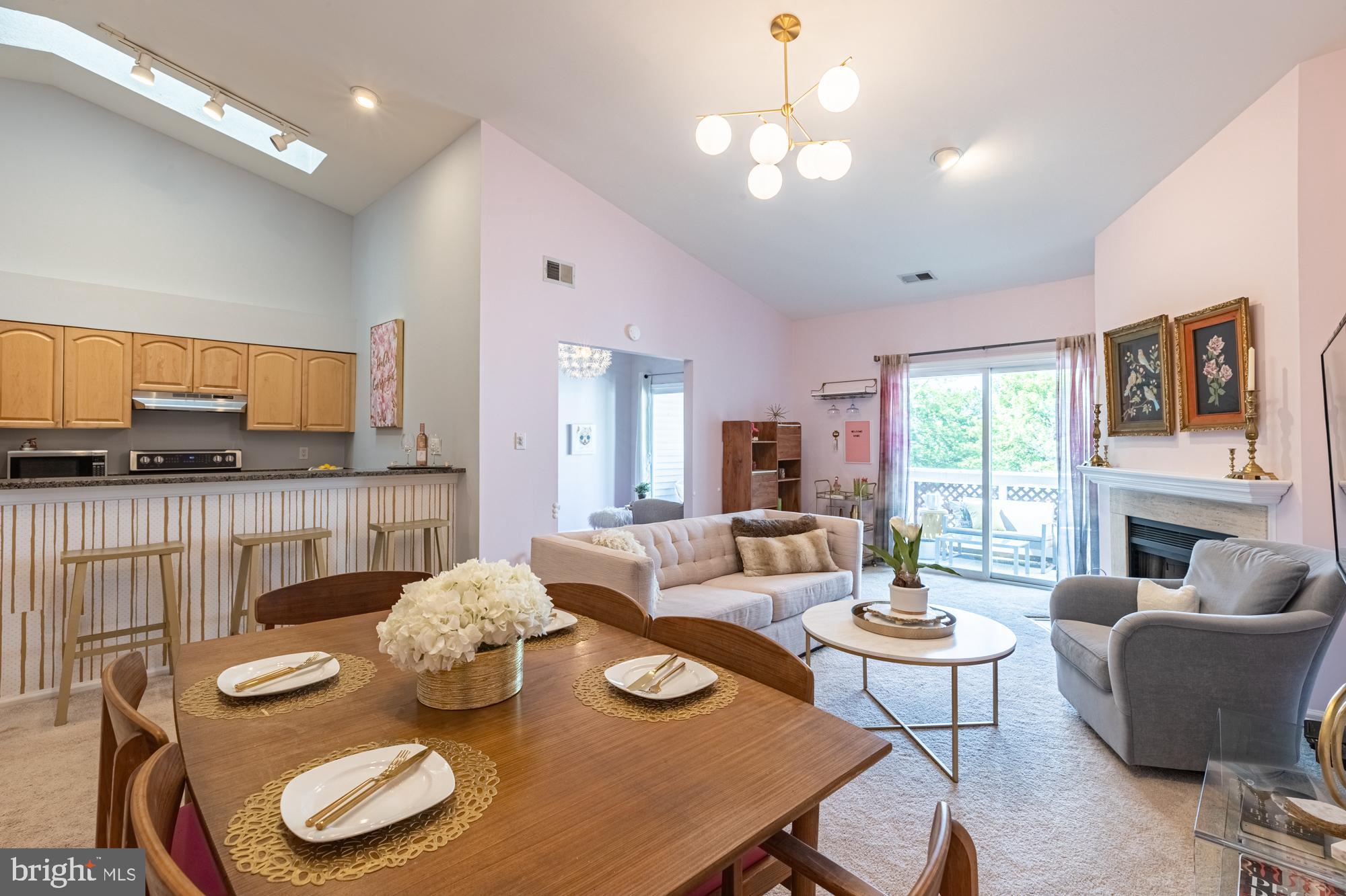 GRAYS POINTE - Residential