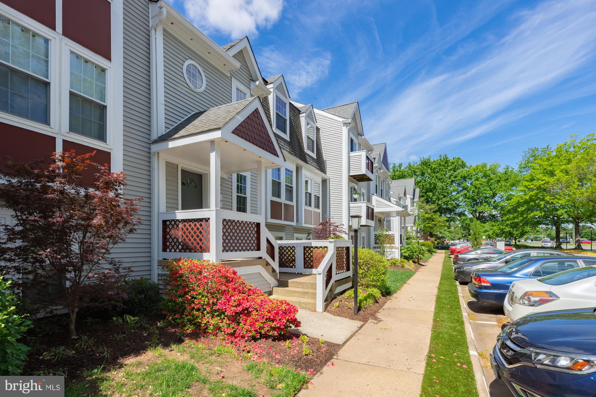 GRAYS POINTE - Residential