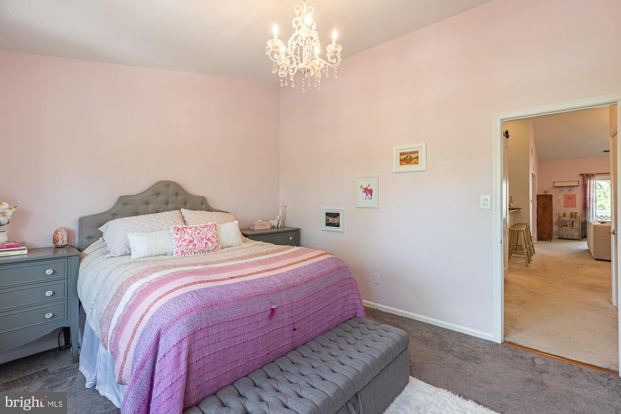 GRAYS POINTE - Residential