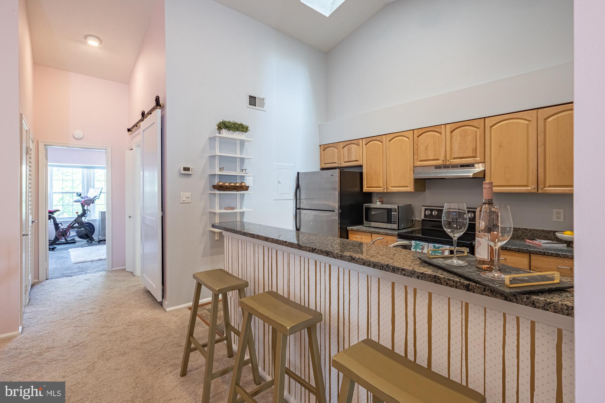 GRAYS POINTE - Residential