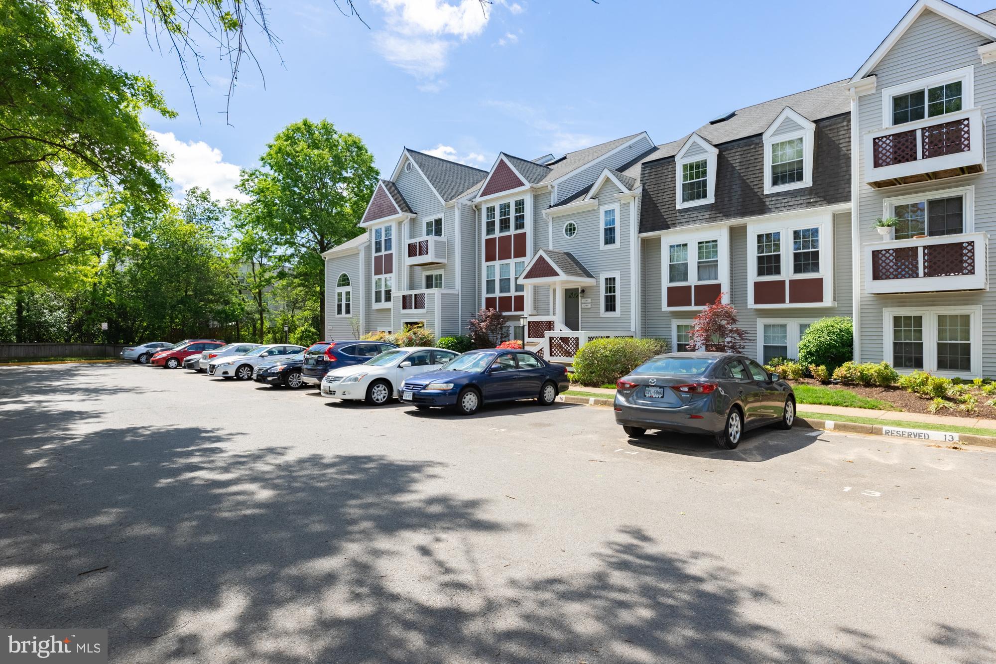 GRAYS POINTE - Residential