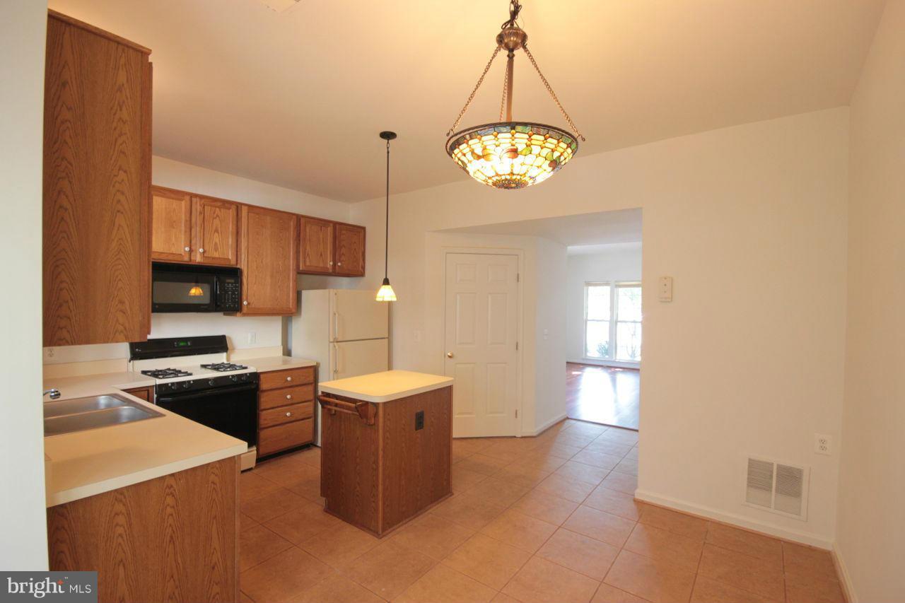 4312 MALLORY HILL LANE