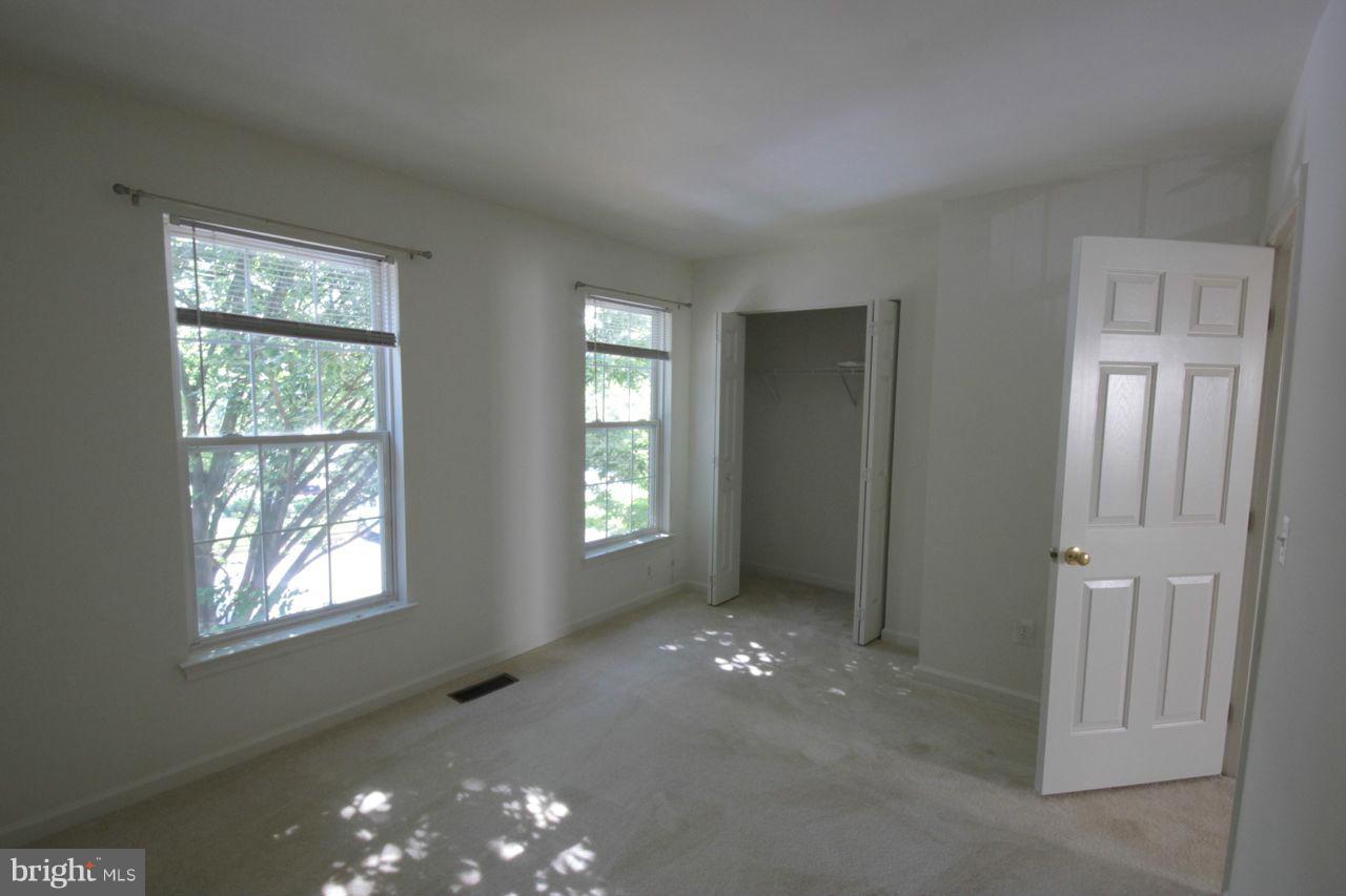 CEDAR LAKES - Residential Lease