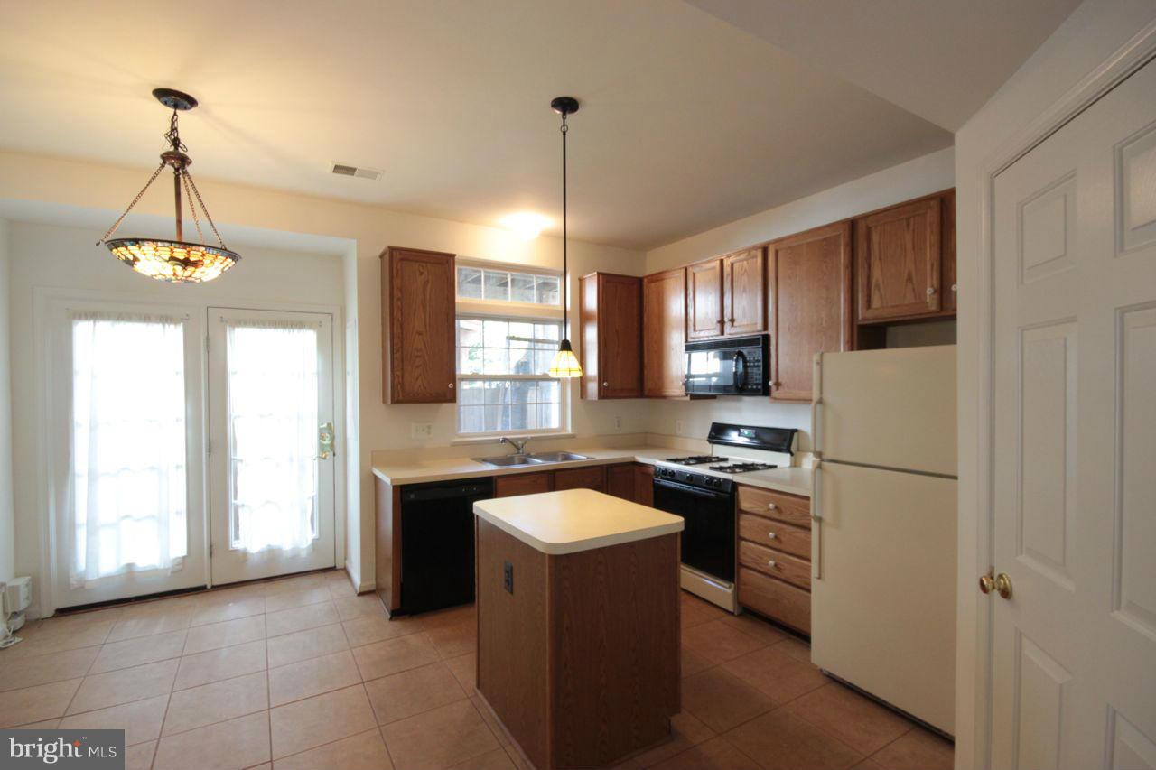 4312 MALLORY HILL LANE