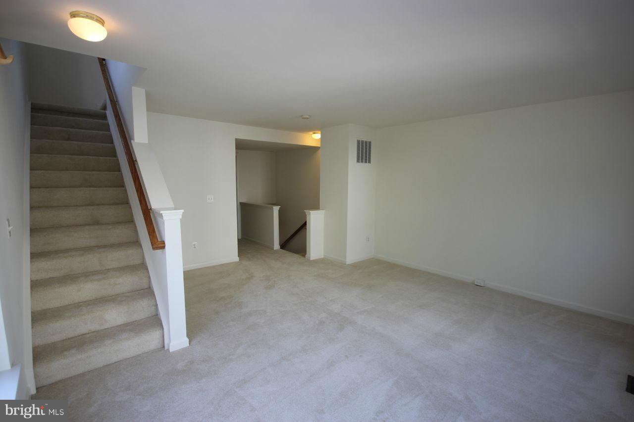 CEDAR LAKES - Residential Lease