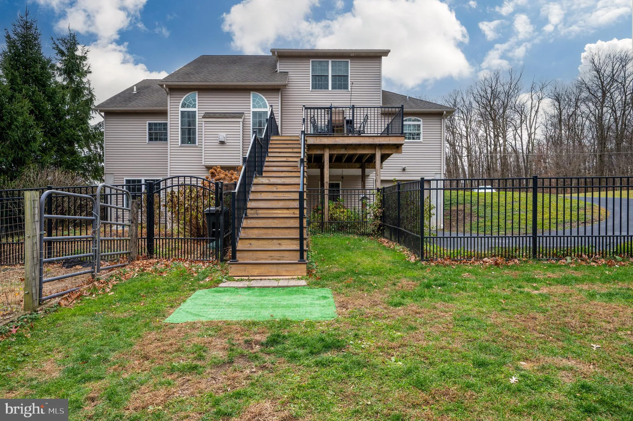 Fleetwood, Pennsylvania 19522, United States, 4 Bedrooms Bedrooms, ,4 BathroomsBathrooms,Residential,Active,245452