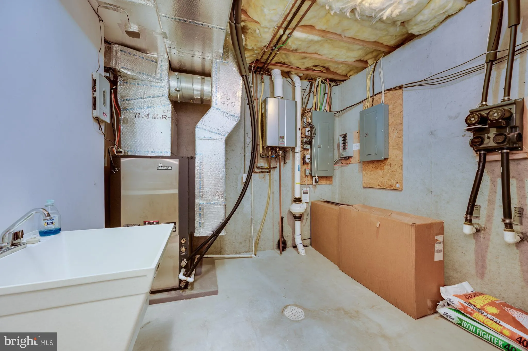 Fleetwood, Pennsylvania 19522, United States, 4 Bedrooms Bedrooms, ,4 BathroomsBathrooms,Residential,Active,245452