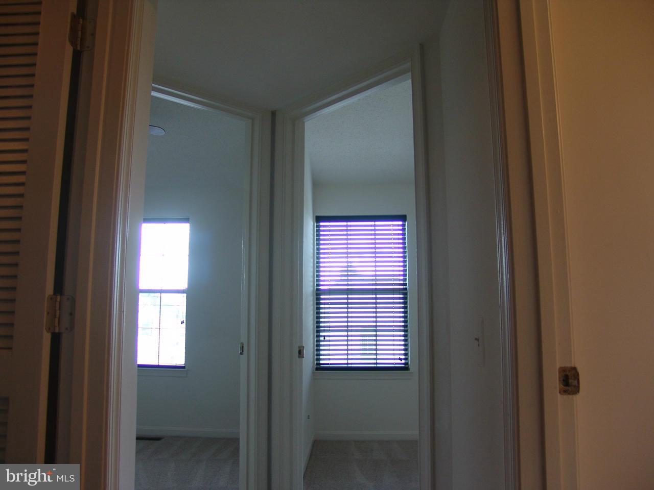 GUNSTON CORNER - Residential Lease