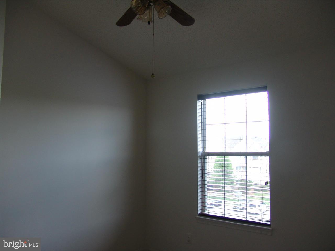 GUNSTON CORNER - Residential Lease