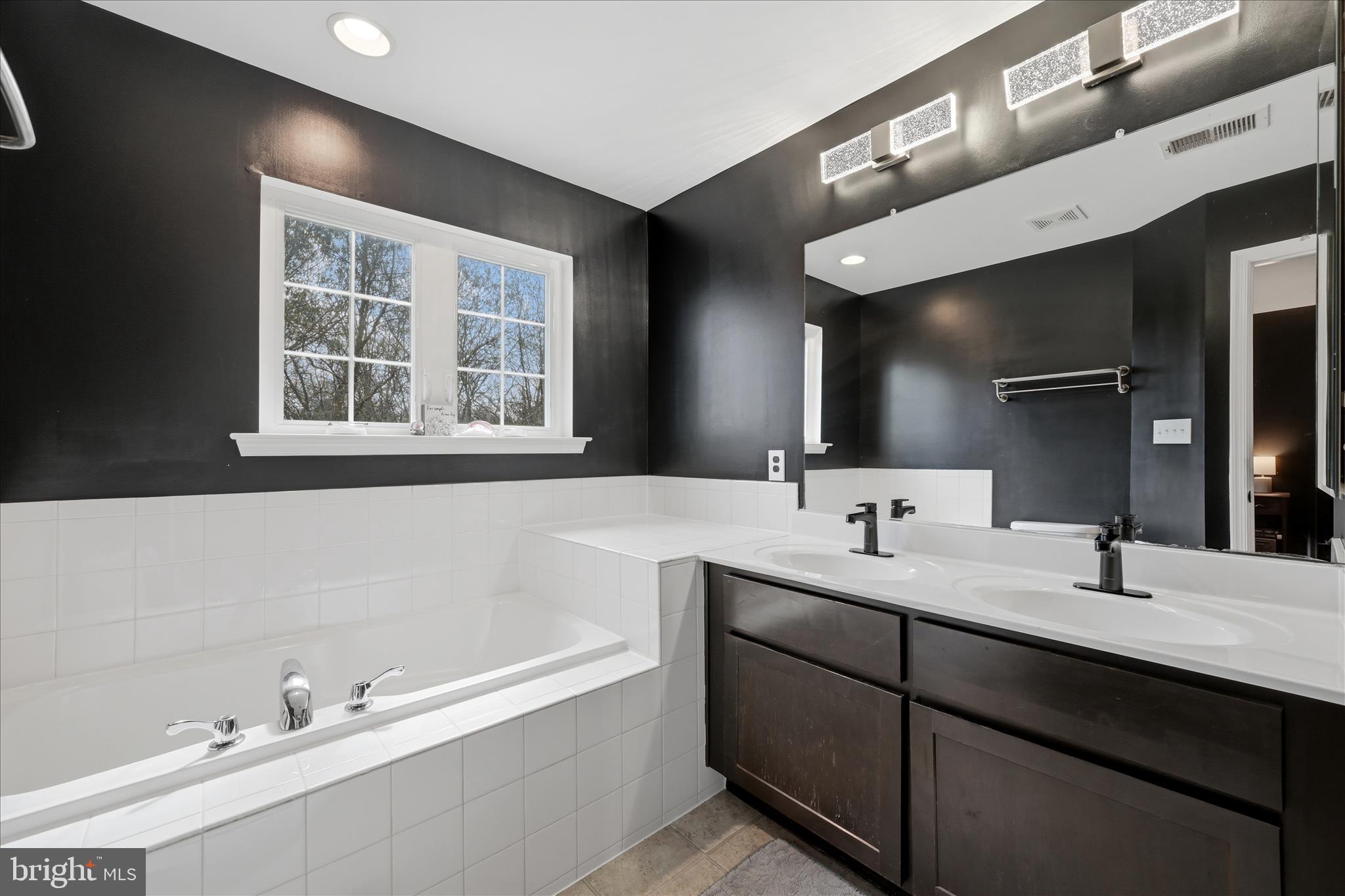 BOYDS CROSSING - Residential