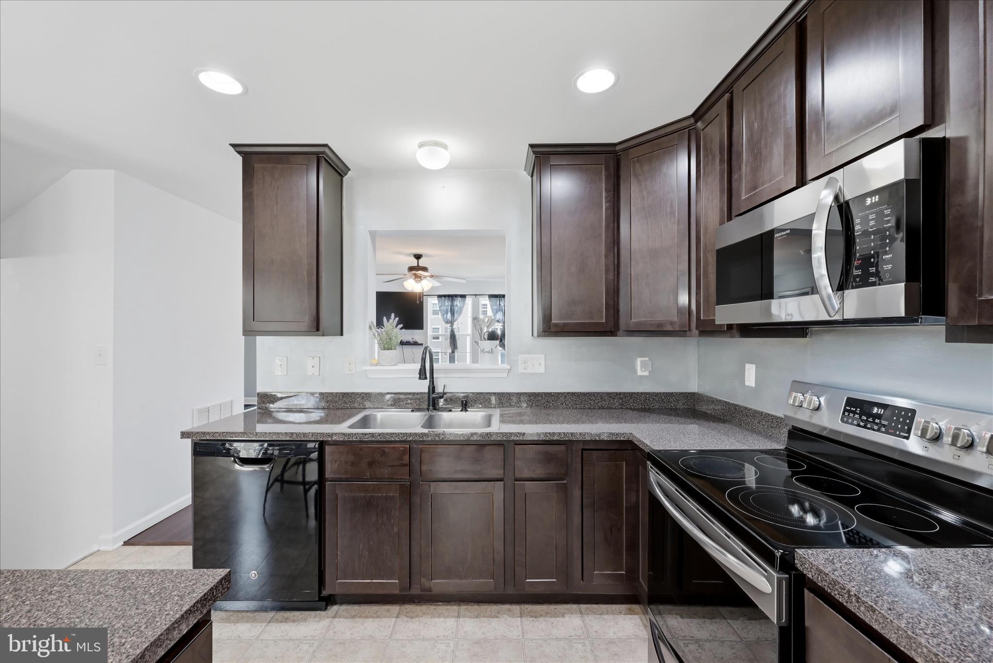 BOYDS CROSSING - Residential