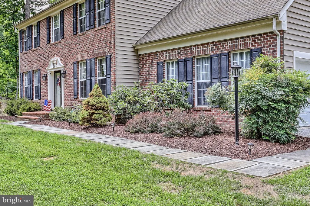 18640 Outpost Road, Keedysville, MD 21756