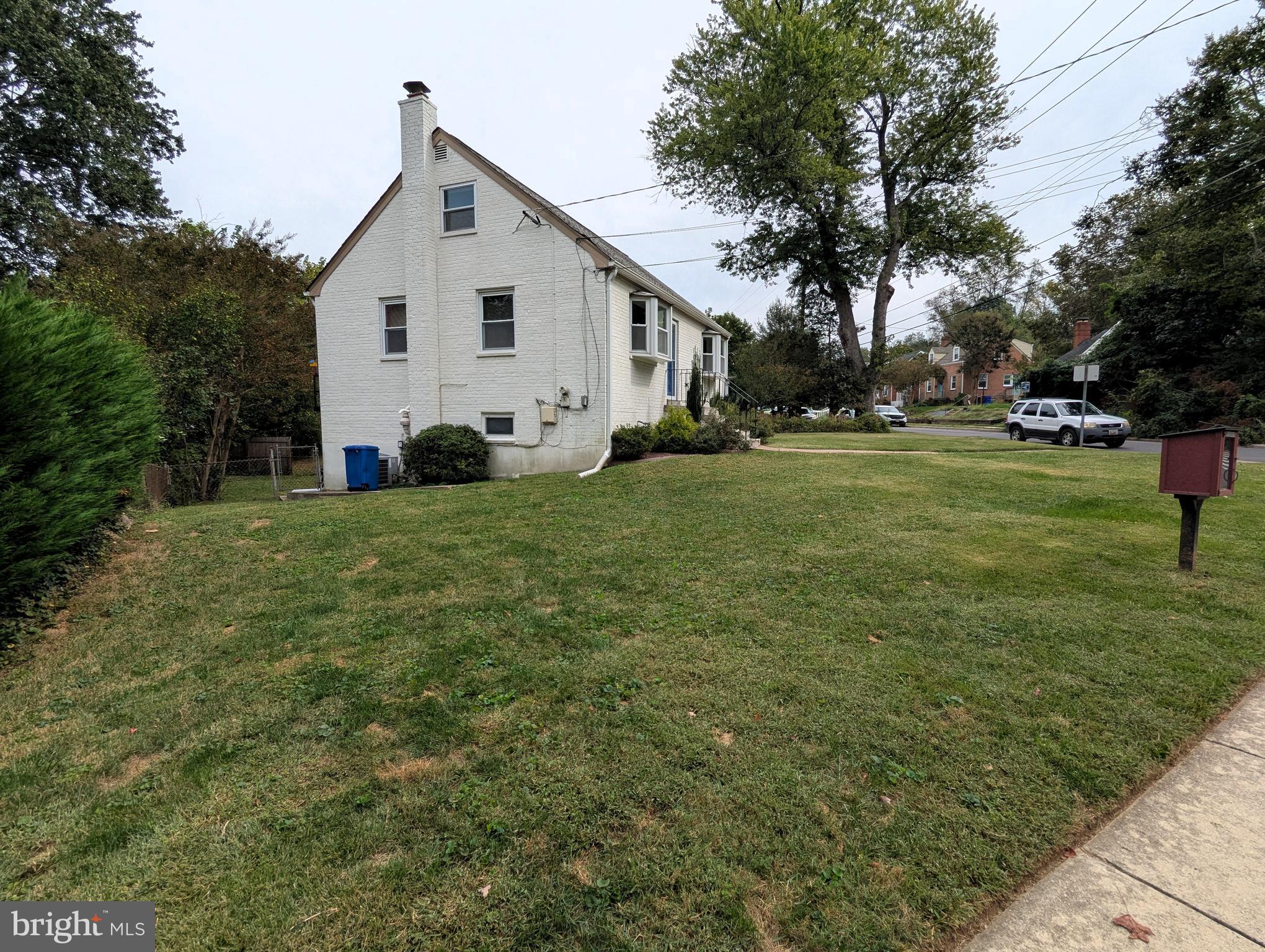 MCKENNEY HILLS - Residential Lease