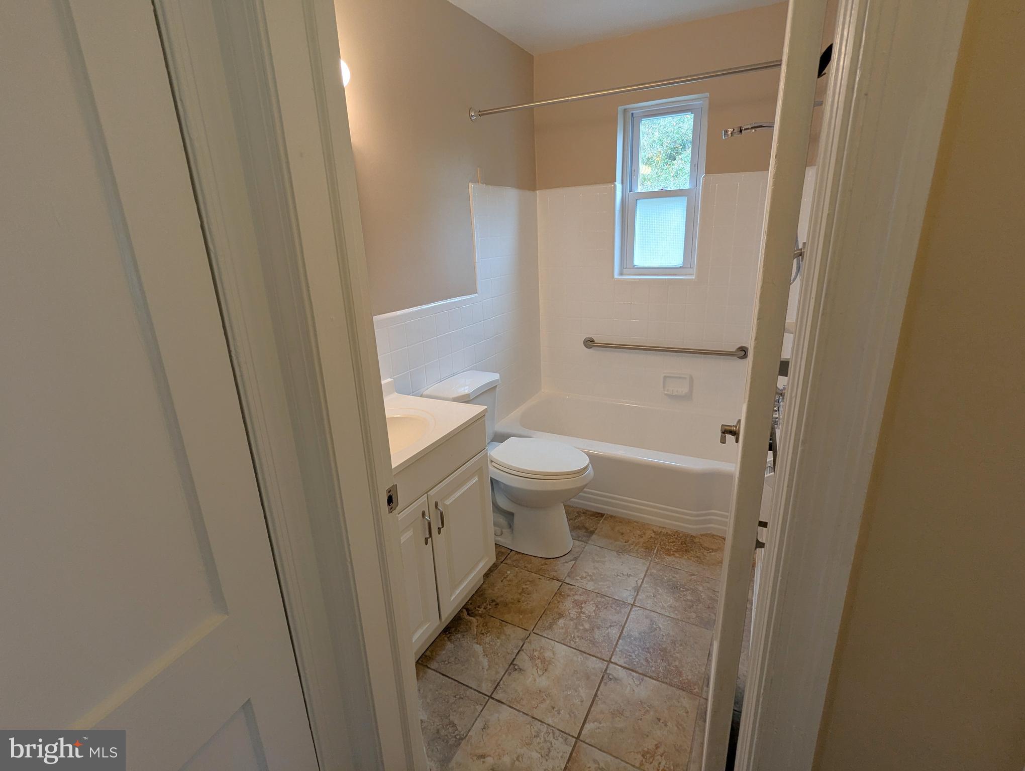 MCKENNEY HILLS - Residential Lease