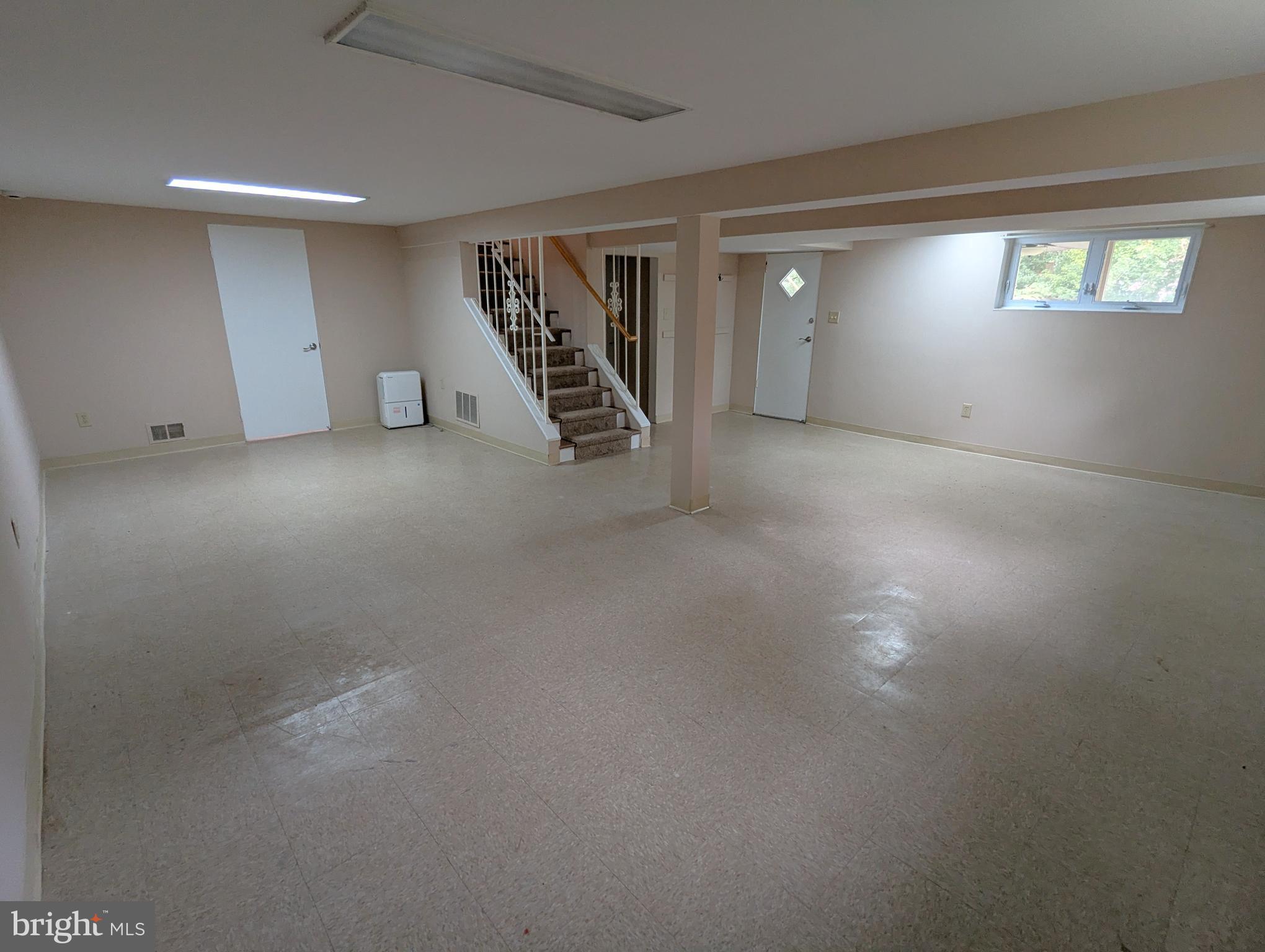 MCKENNEY HILLS - Residential Lease