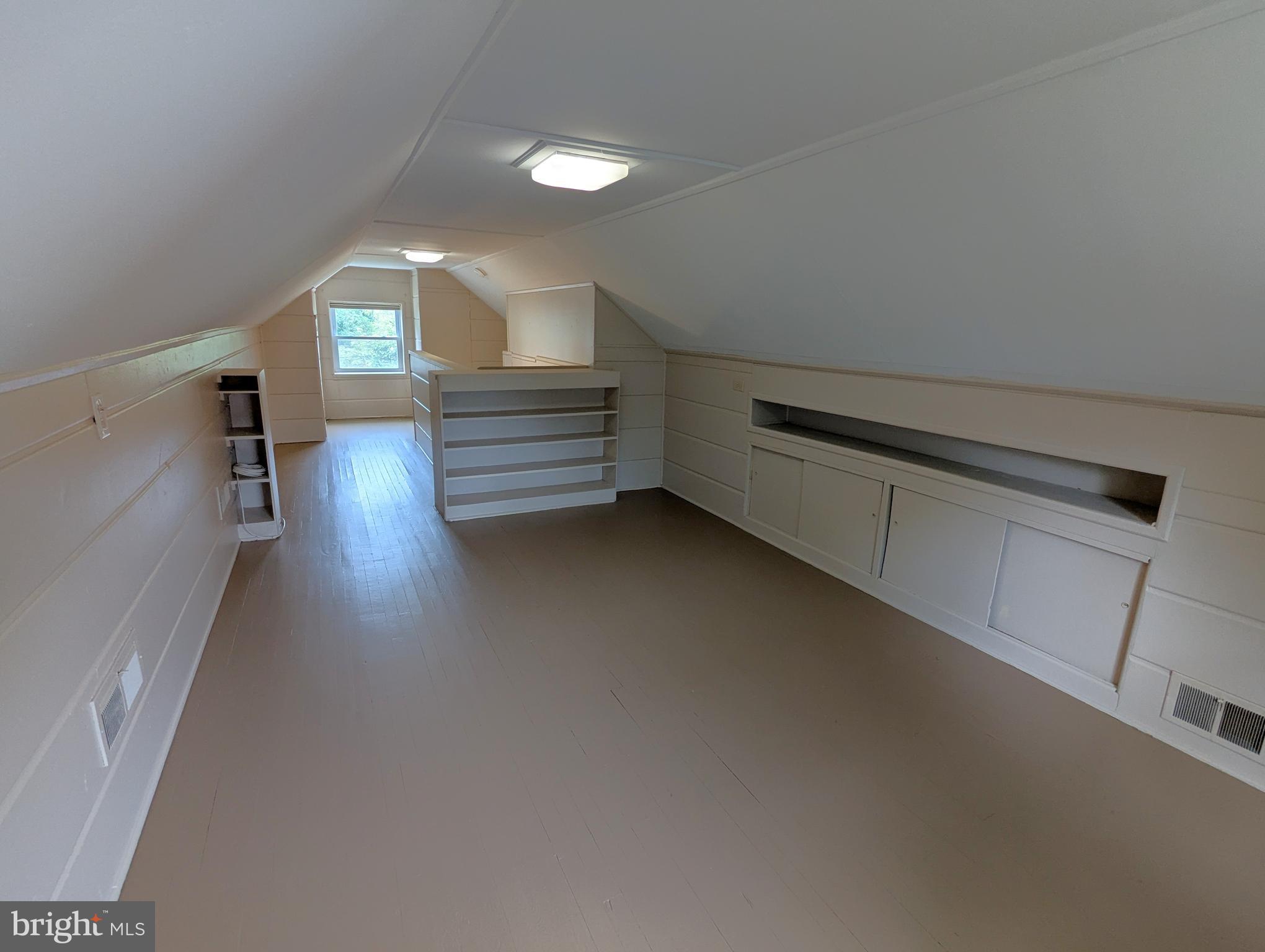 MCKENNEY HILLS - Residential Lease