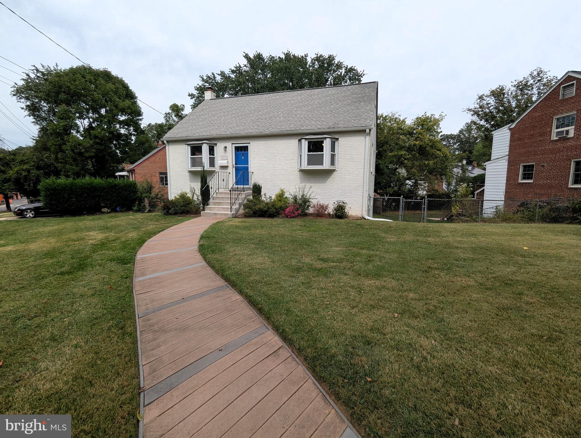 MCKENNEY HILLS - Residential Lease