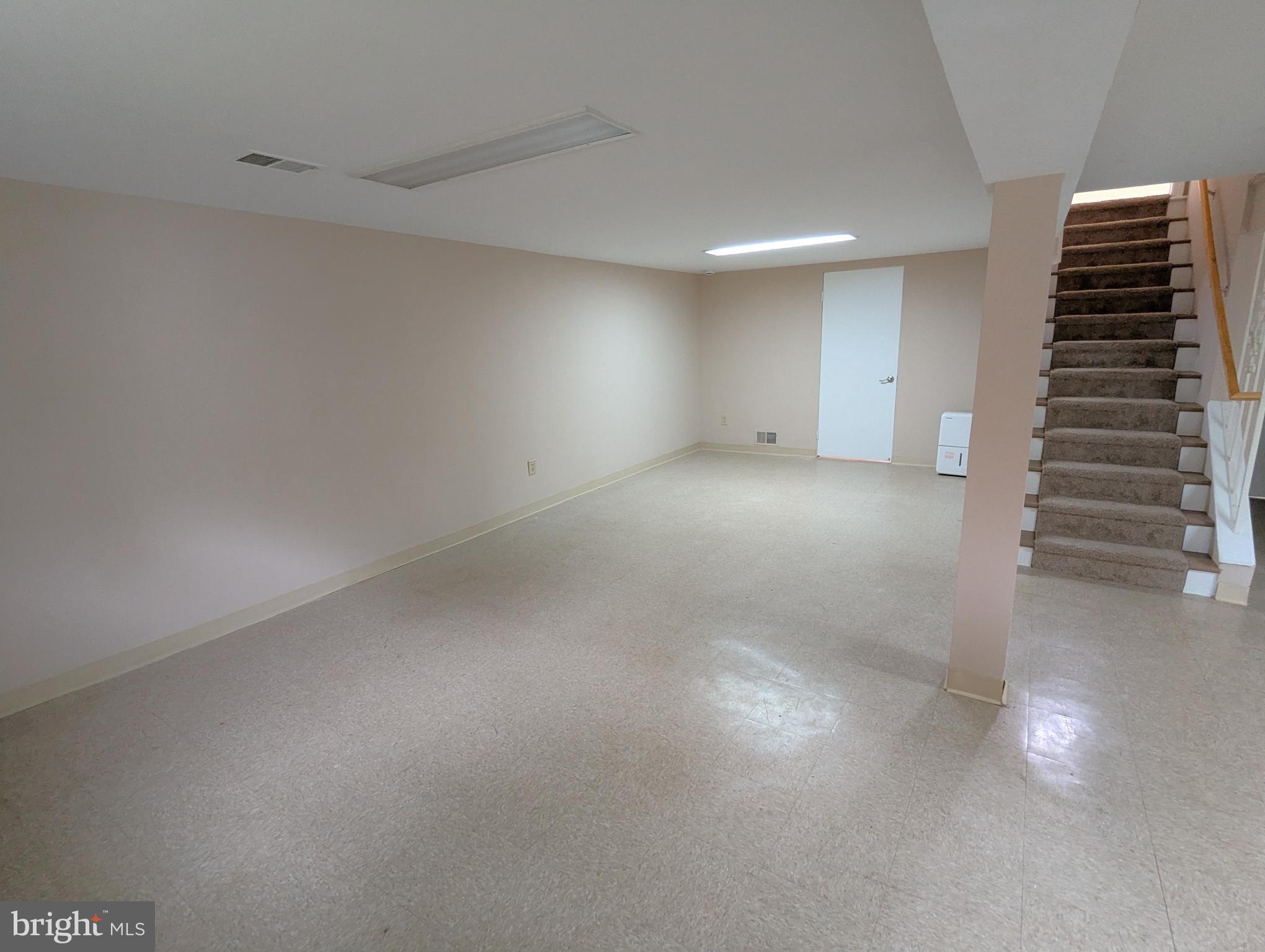 MCKENNEY HILLS - Residential Lease