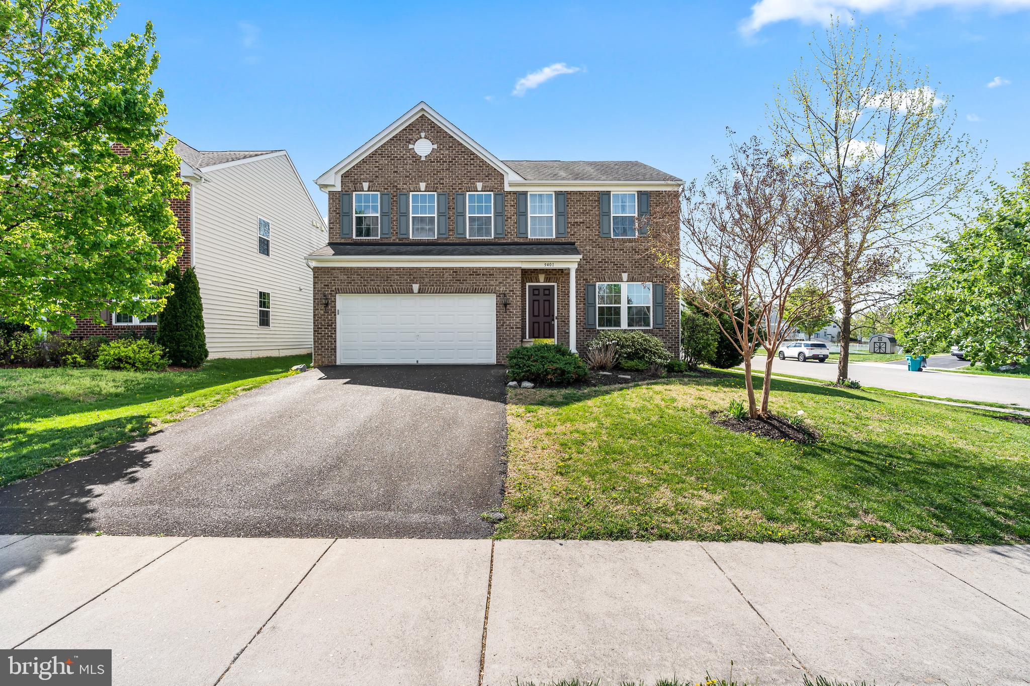 WEST FIELDS - Residential