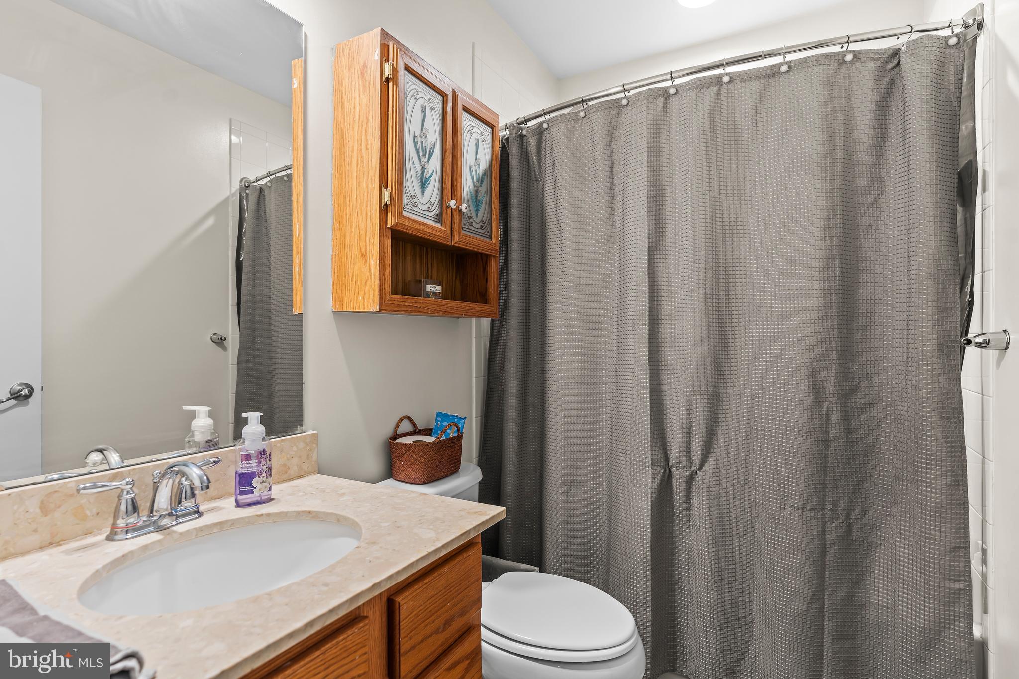 WEST FIELDS - Residential