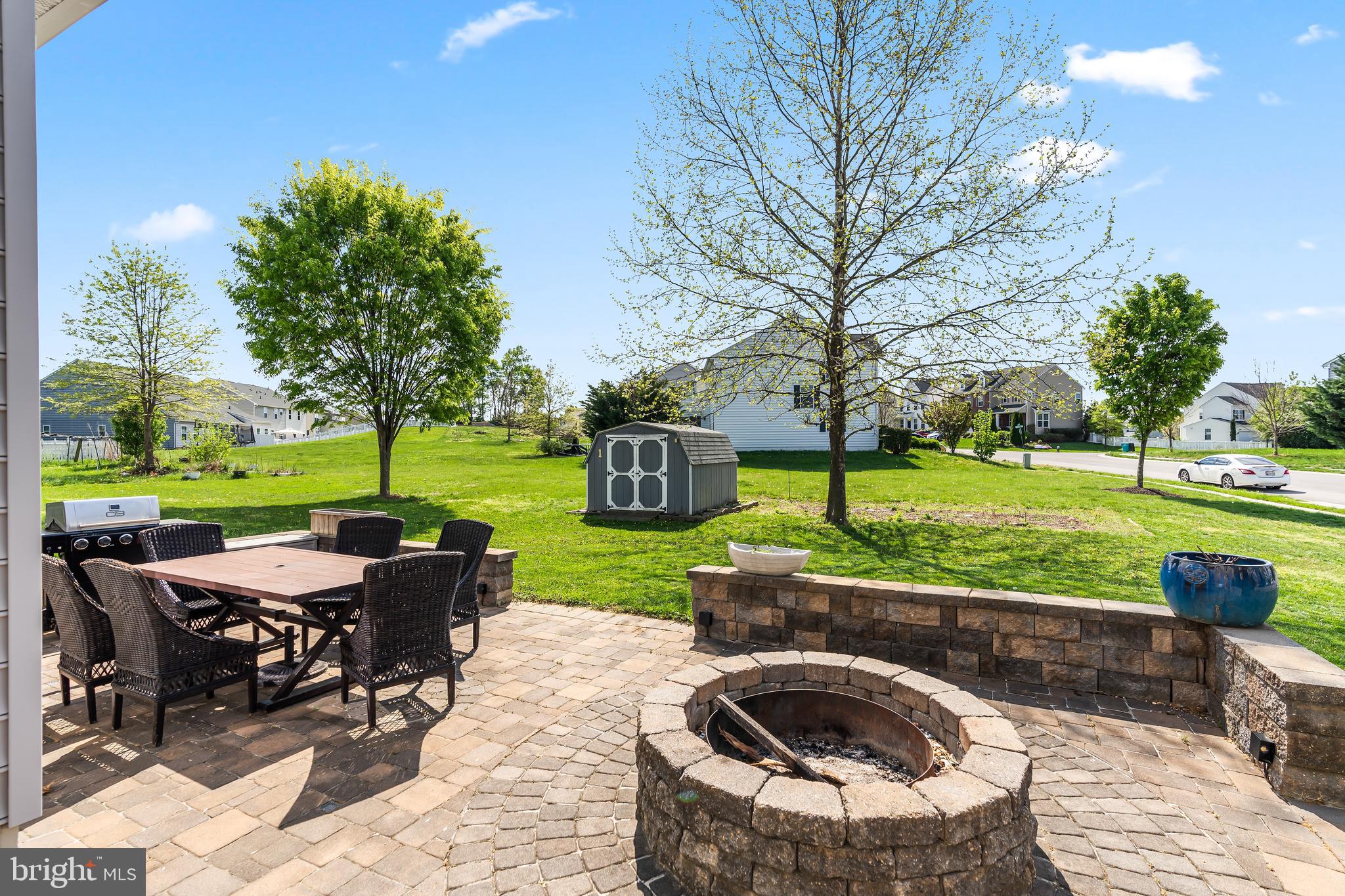 WEST FIELDS - Residential