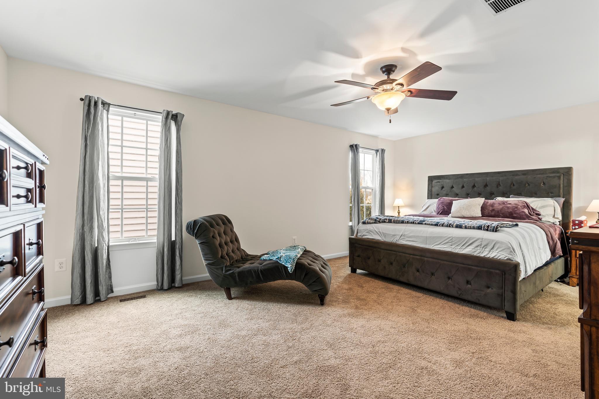 WEST FIELDS - Residential