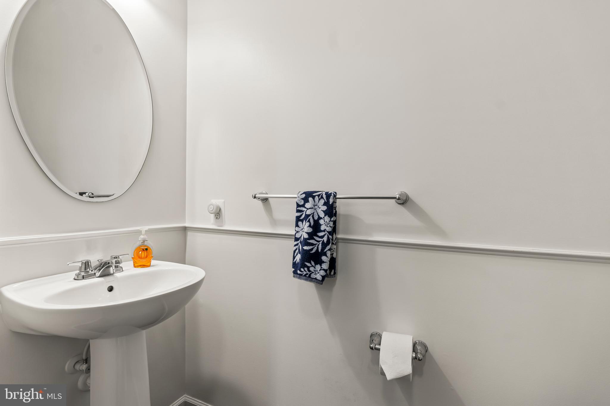 WEST FIELDS - Residential