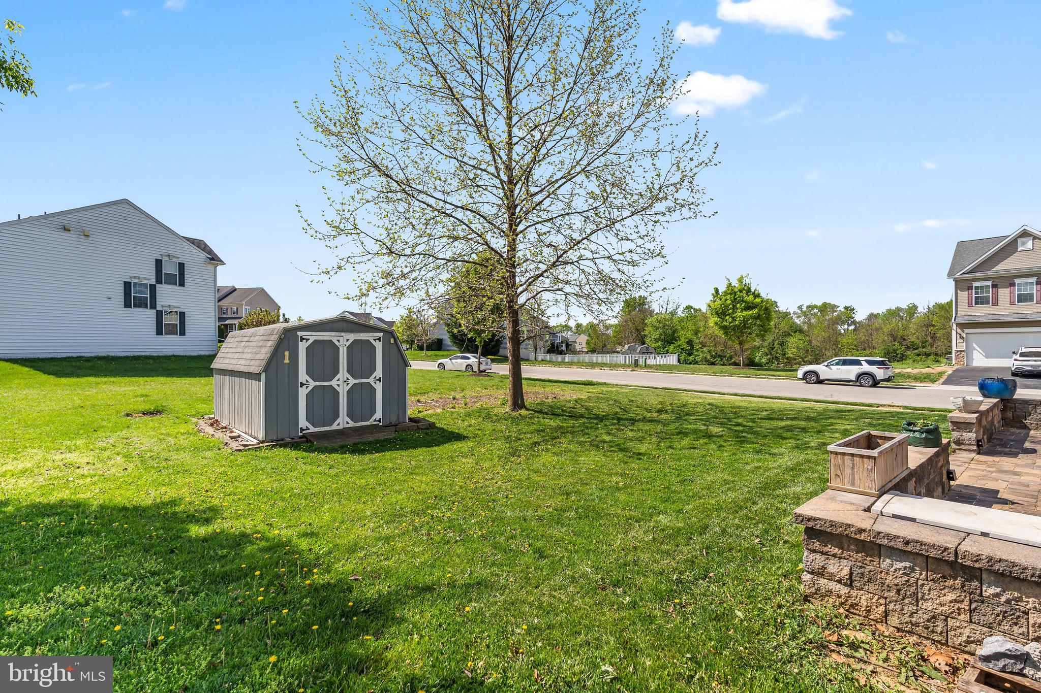 WEST FIELDS - Residential