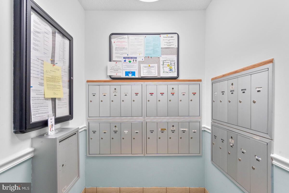 LEISURE WORLD - Residential