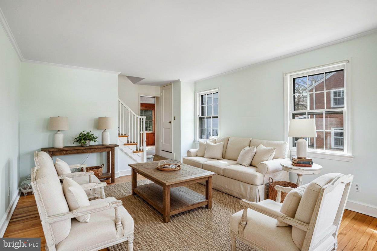 KENSINGTON ESTATES - Residential