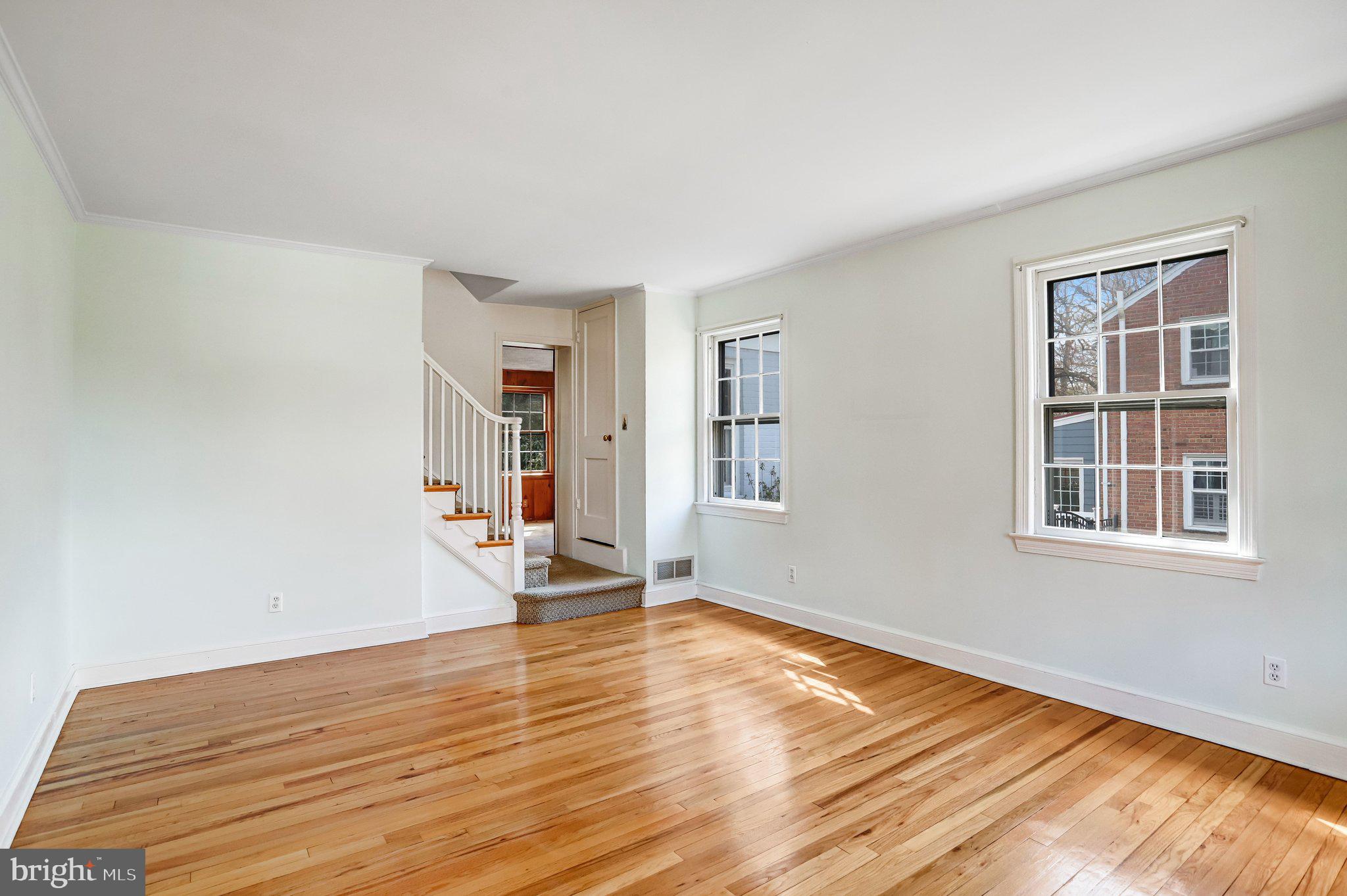 KENSINGTON ESTATES - Residential